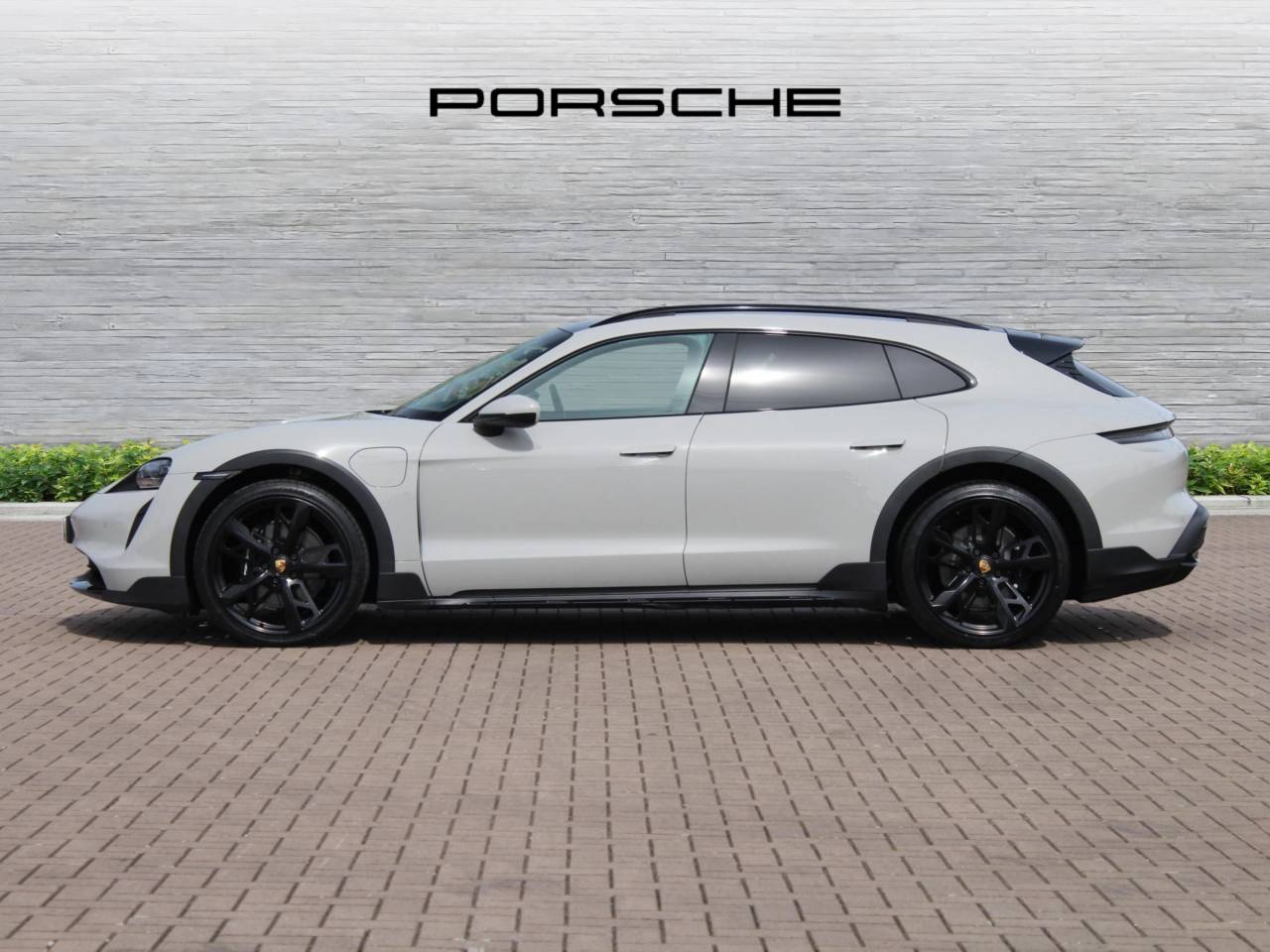 Taycan 4S CROSS TURISMO (10) image 07
