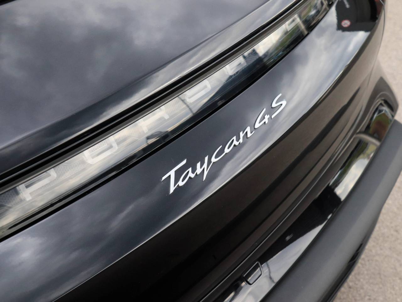 Taycan 4S SPORT TURISMO (11) image 29