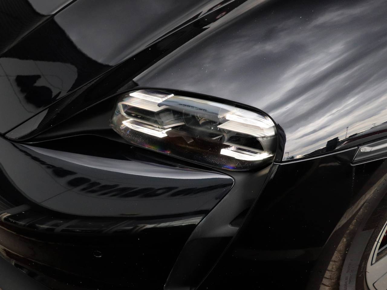 Taycan 4S SPORT TURISMO (11) image 10
