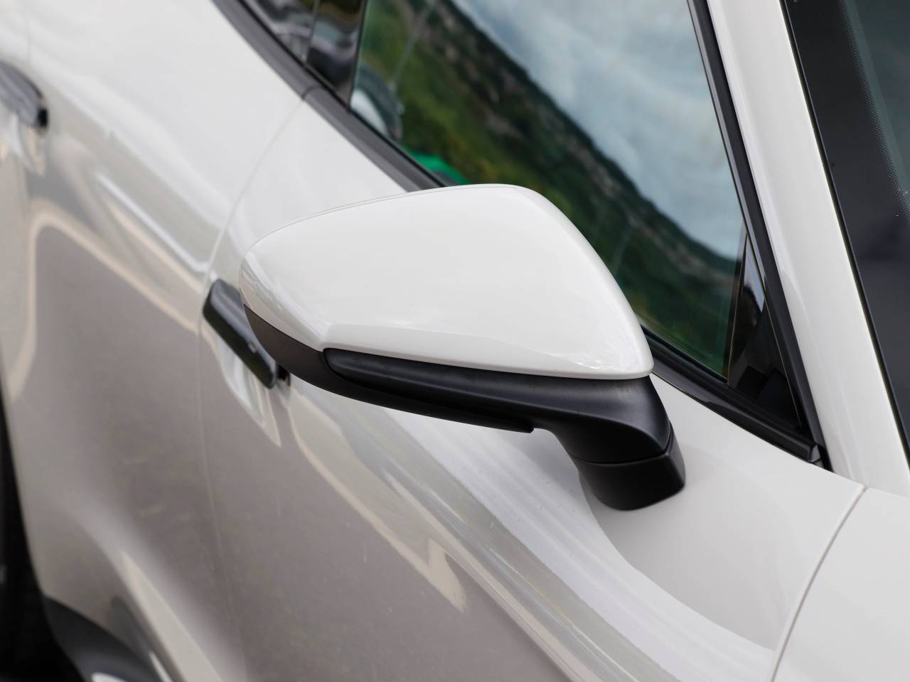 Taycan 4S (79KWH) (13) image 12