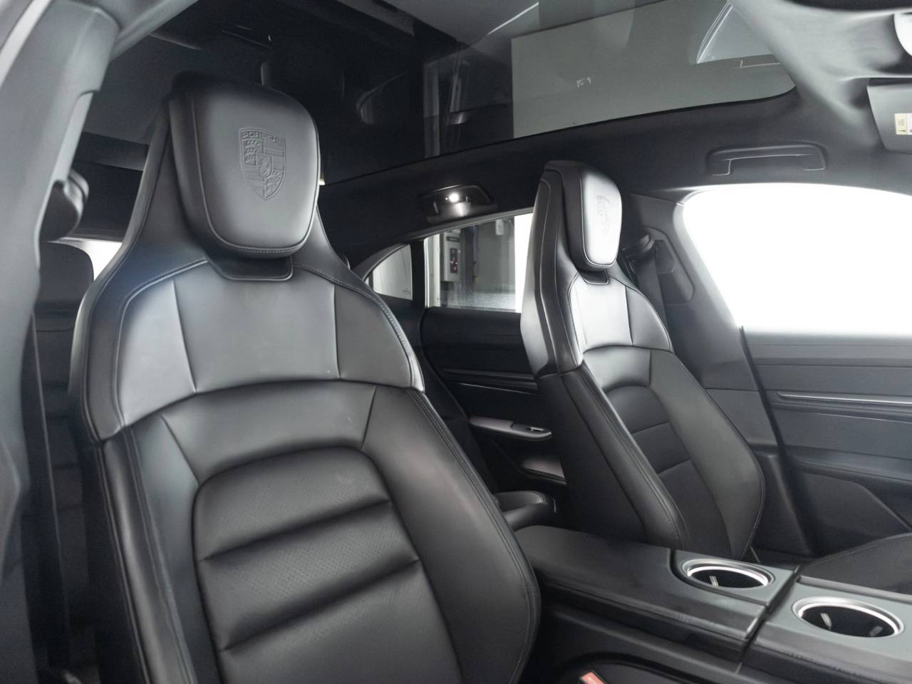 Taycan 4S CROSS TURISMO (28) image 05
