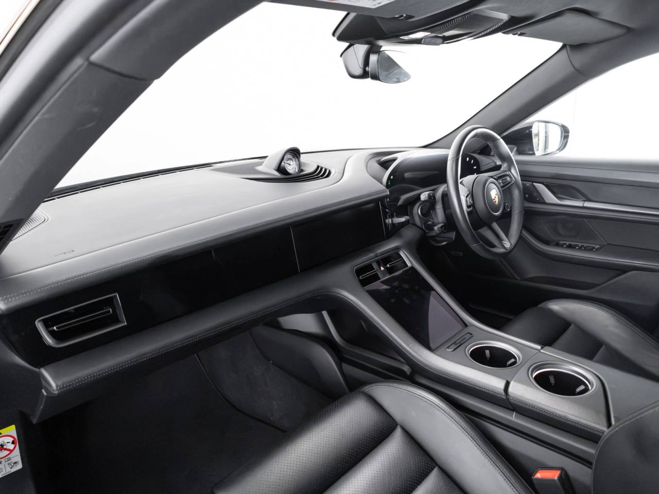 Taycan 4S CROSS TURISMO (28) image 19