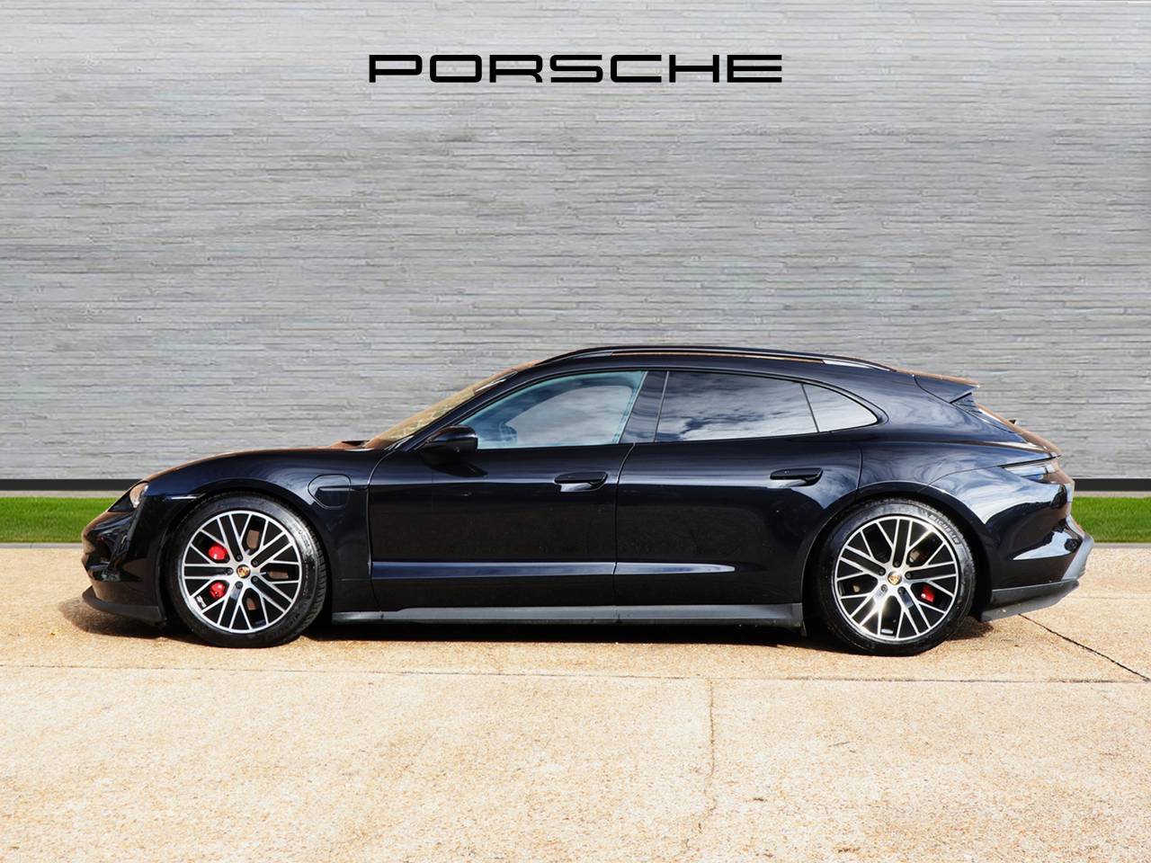 Taycan 4S SPORT TURISMO (10) image 08