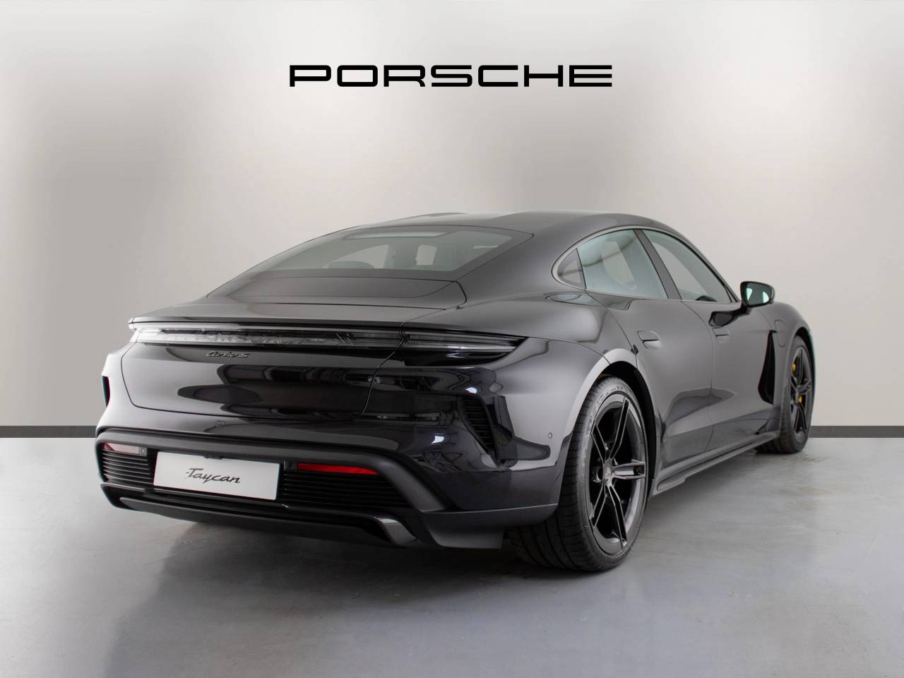 Taycan TURBO S image 22