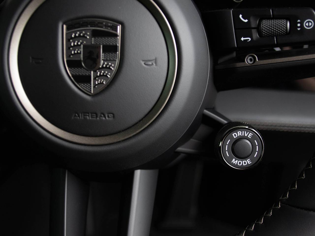 Taycan TURBO S image 54