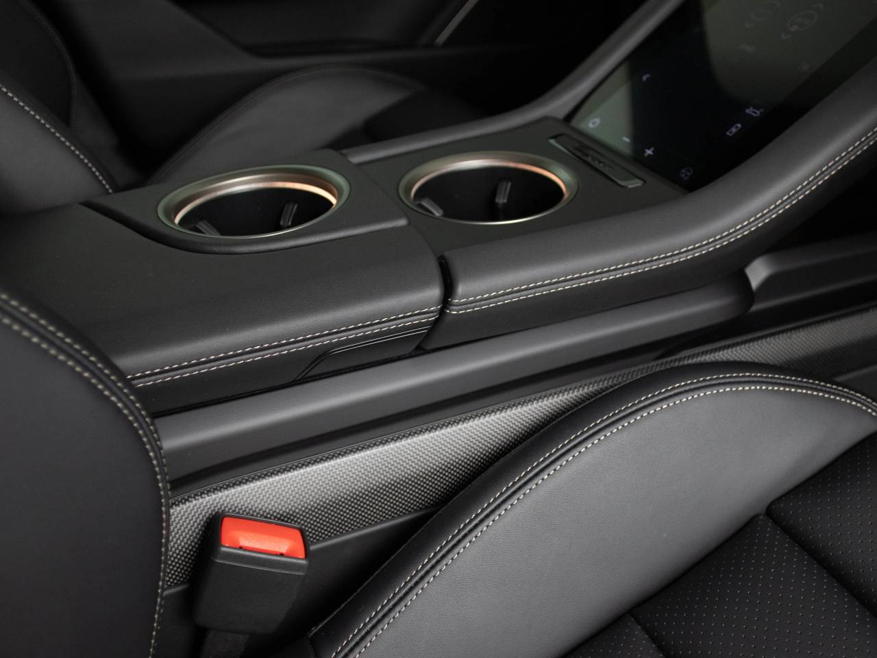 Taycan TURBO S image 46