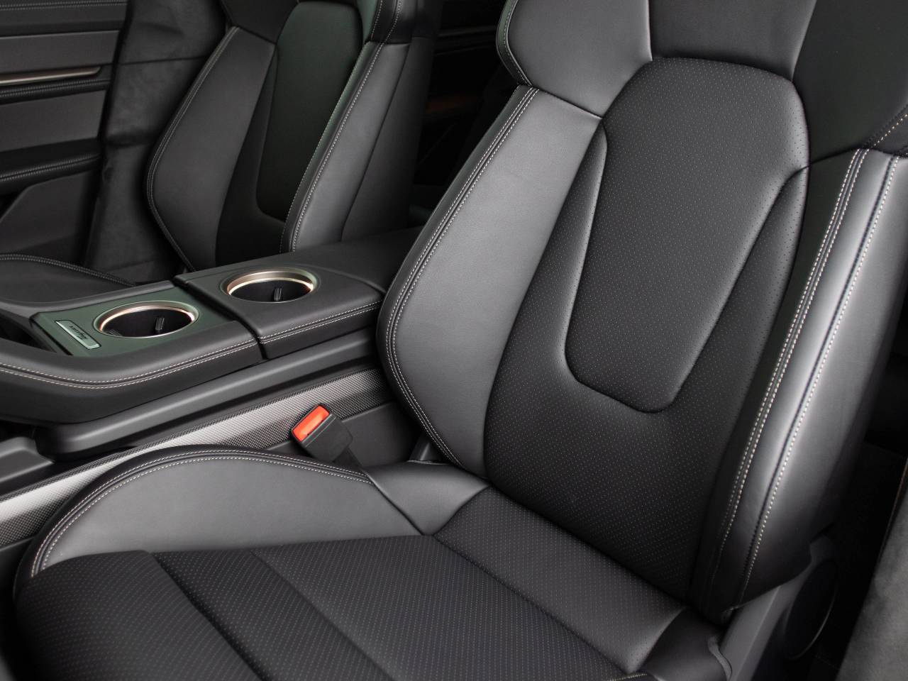 Taycan TURBO S image 71