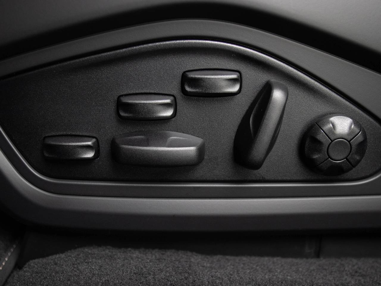 Taycan TURBO S image 81