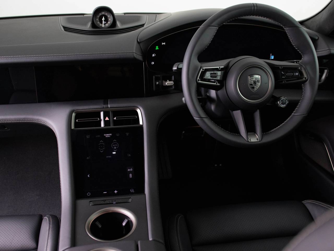 Taycan TURBO S image 09