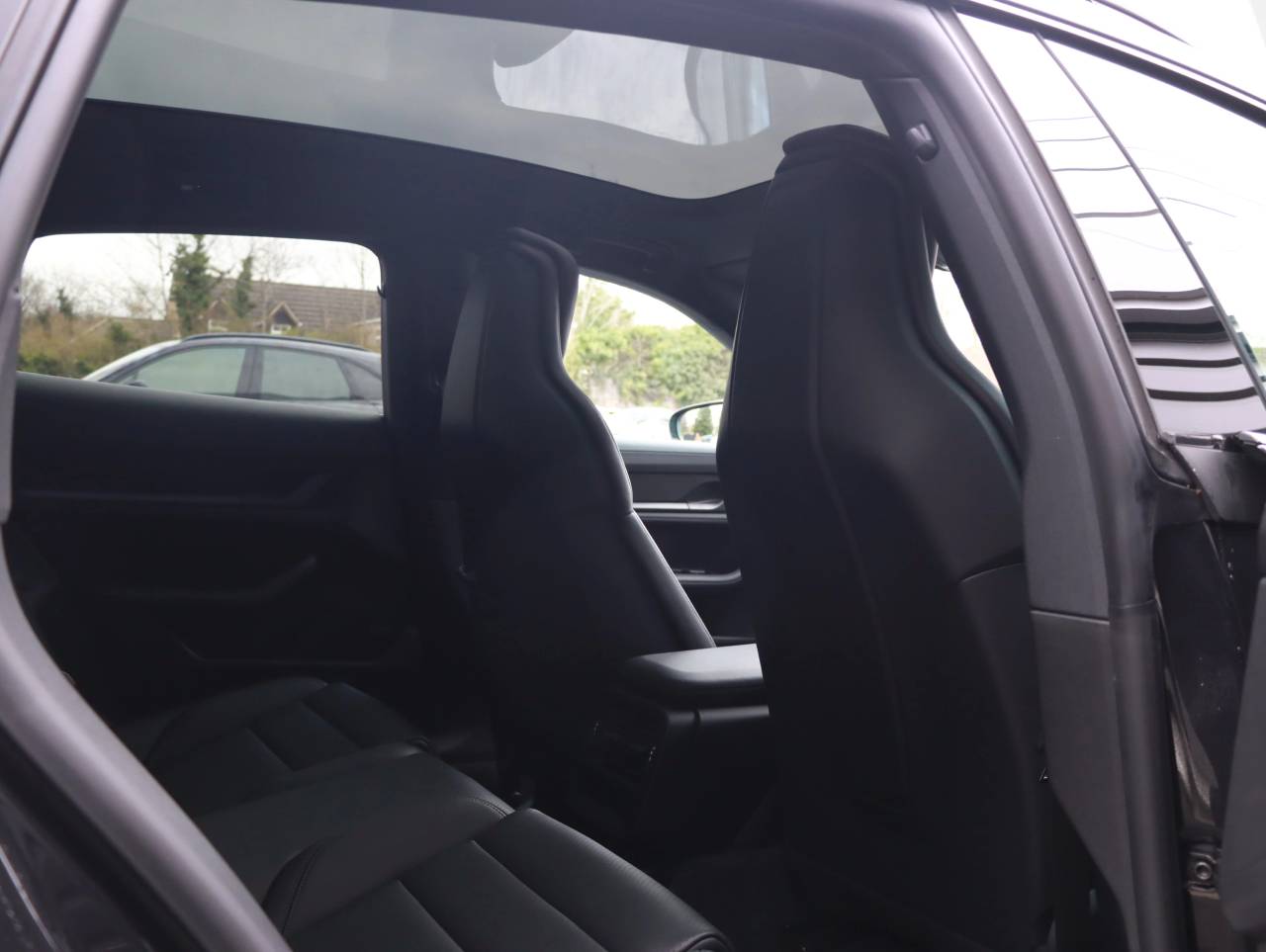 Taycan 4S CROSS TURISMO (38) image 25