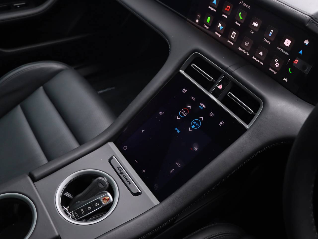 Taycan 4S CROSS TURISMO (38) image 17