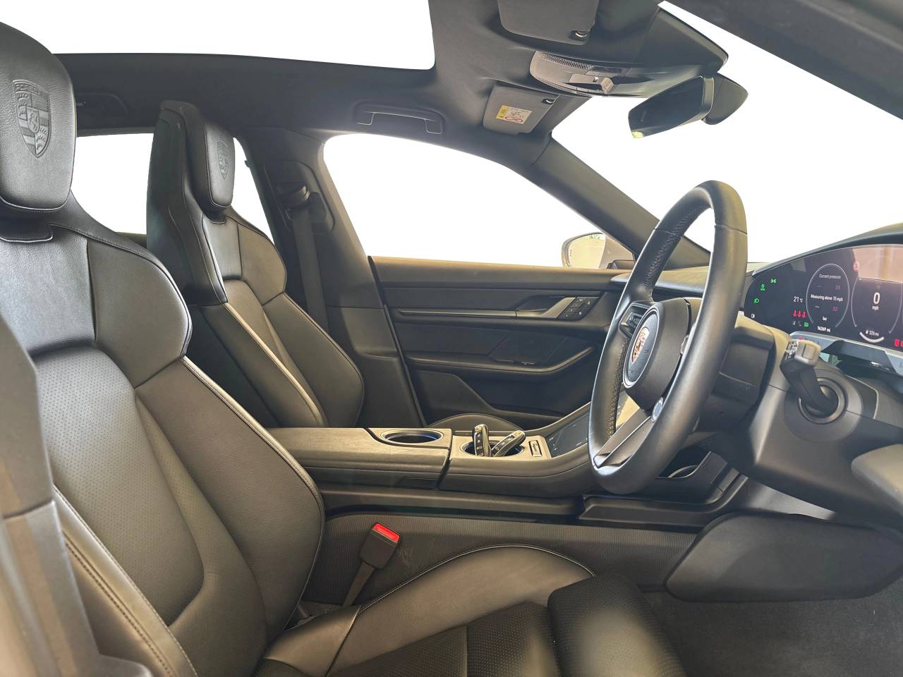 Taycan 4S CROSS TURISMO (12) image 25