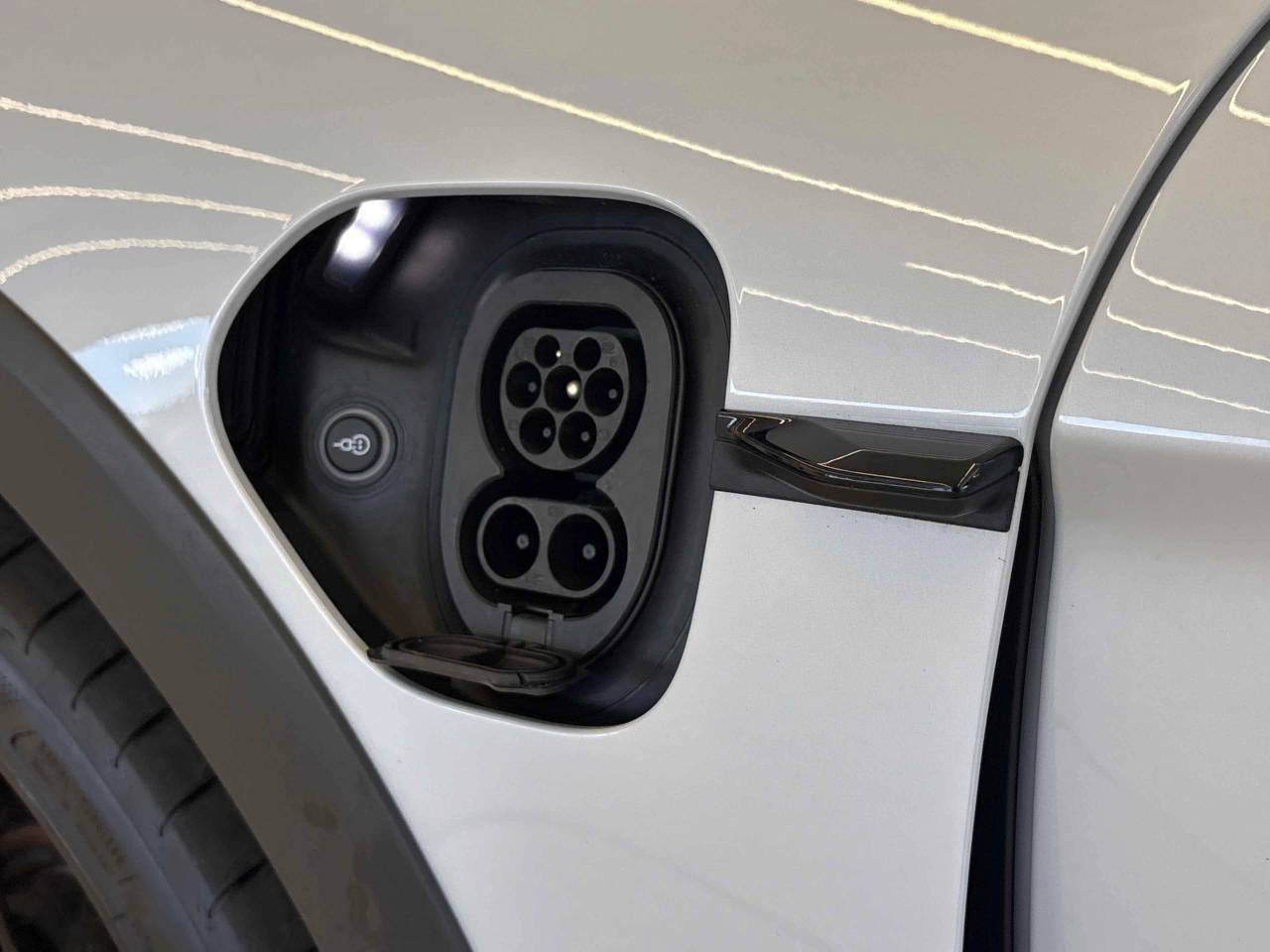 Taycan 4S CROSS TURISMO (12) image 20