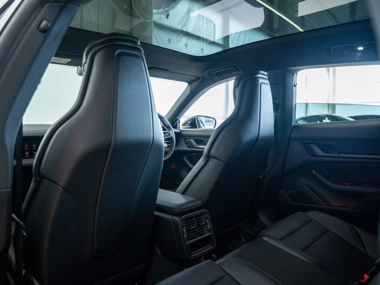 Taycan 4S CROSS TURISMO (7) image 31