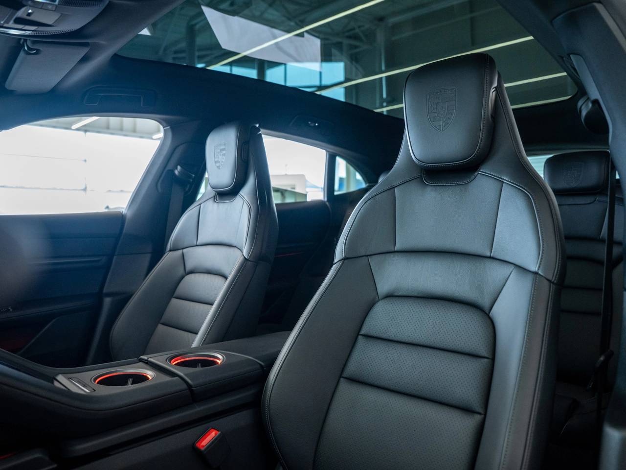 Taycan 4S CROSS TURISMO (7) image 36