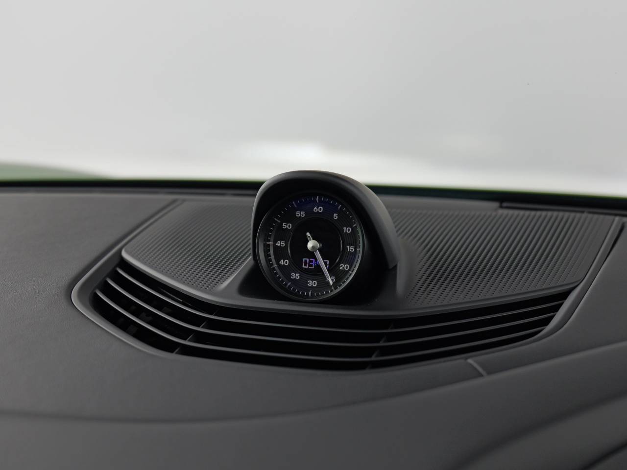 Taycan TURBO CROSS TURISMO (8) image 37