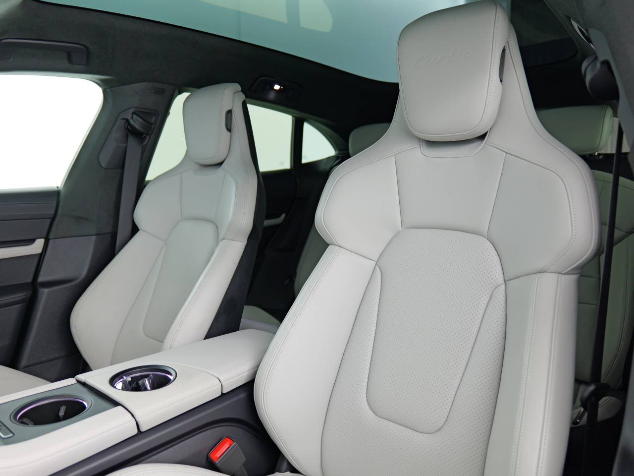 Taycan TURBO CROSS TURISMO (8) image 18
