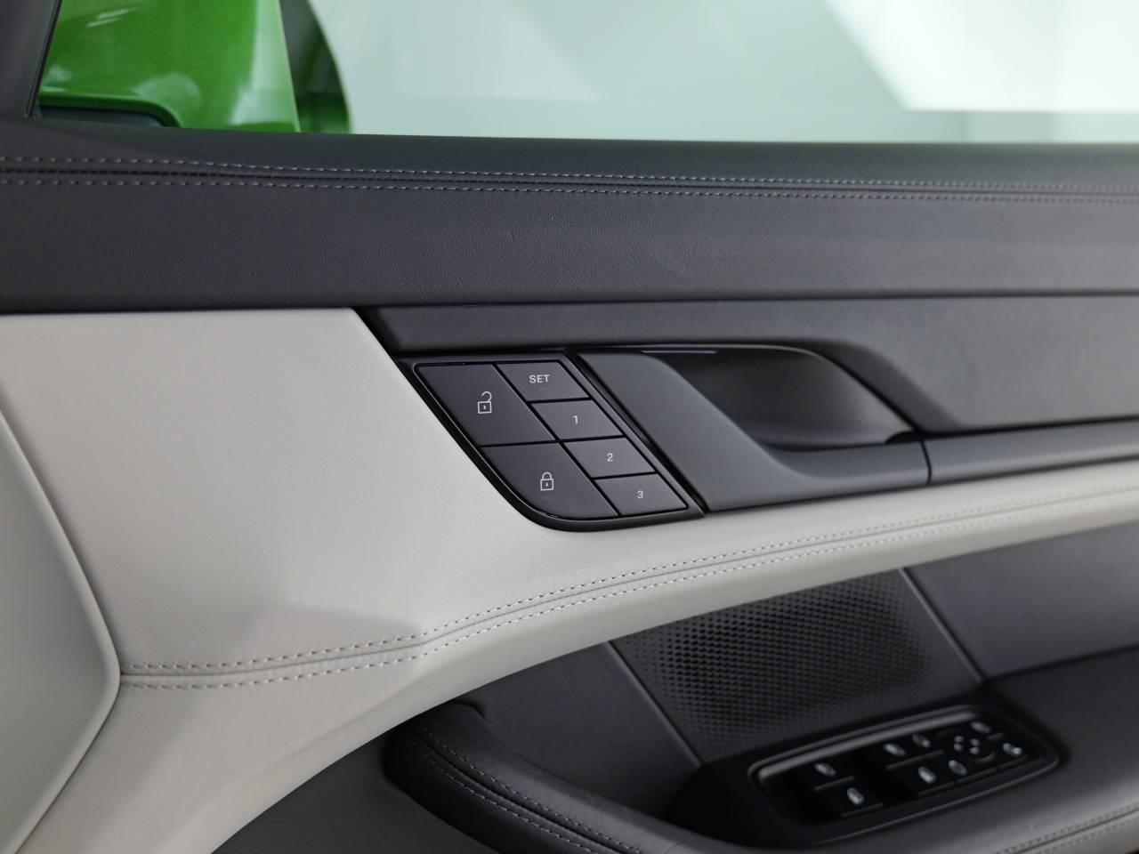 Taycan TURBO CROSS TURISMO (8) image 39