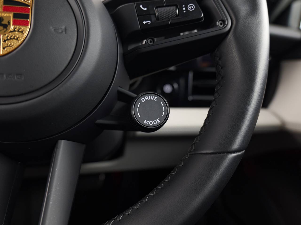 Taycan TURBO CROSS TURISMO (8) image 34