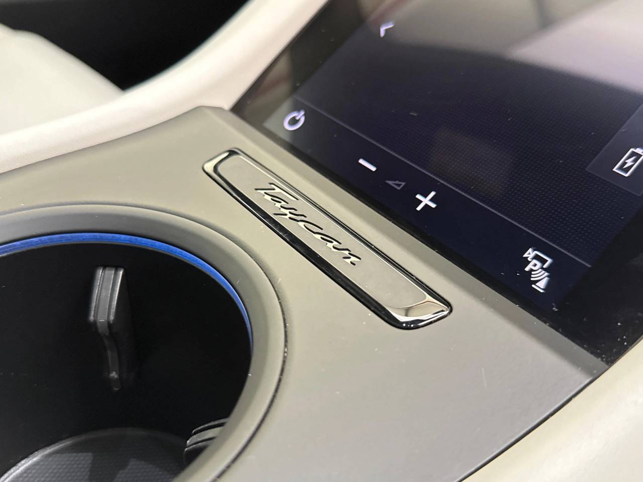 Taycan 4S SPORT TURISMO (14) image 22