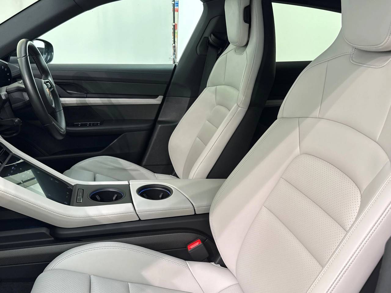 Taycan 4S SPORT TURISMO (14) image 29