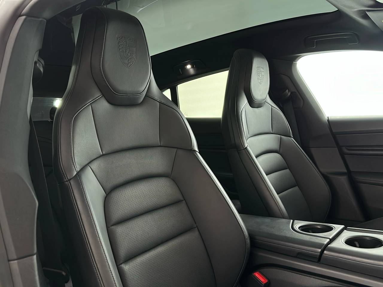 Taycan 4S SPORT TURISMO (22) image 11
