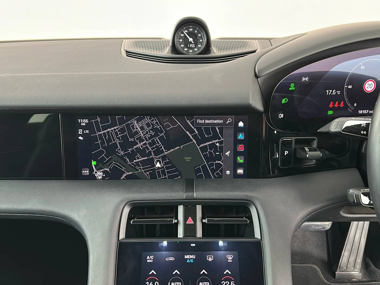 Taycan 4S SPORT TURISMO (22) image 16