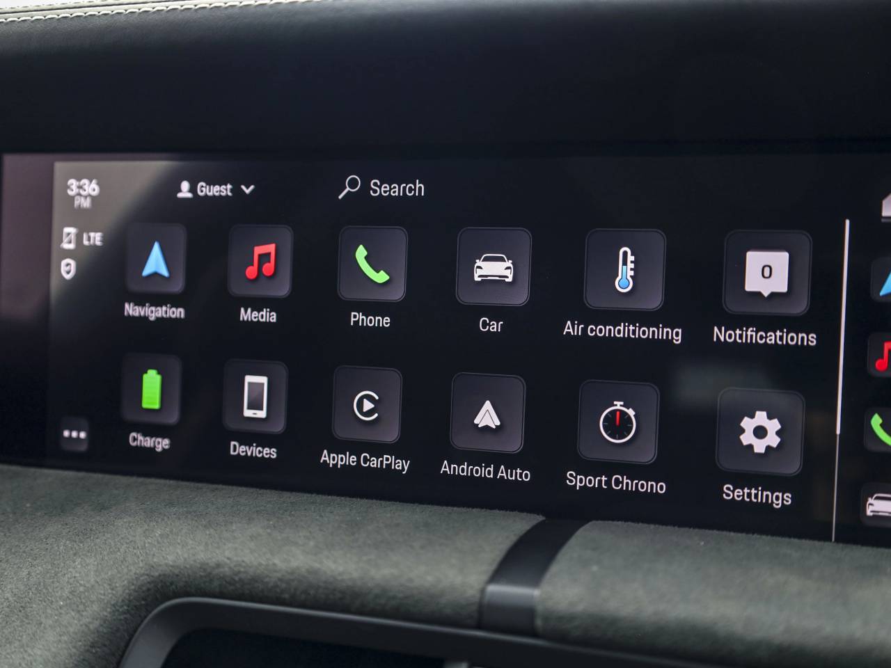 Taycan GTS SPORT TURISMO (12) image 17