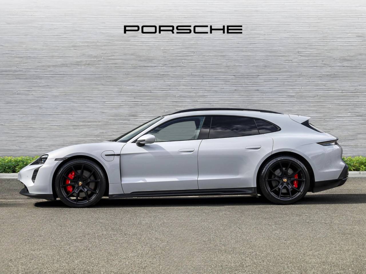 Taycan GTS SPORT TURISMO (12) image 06