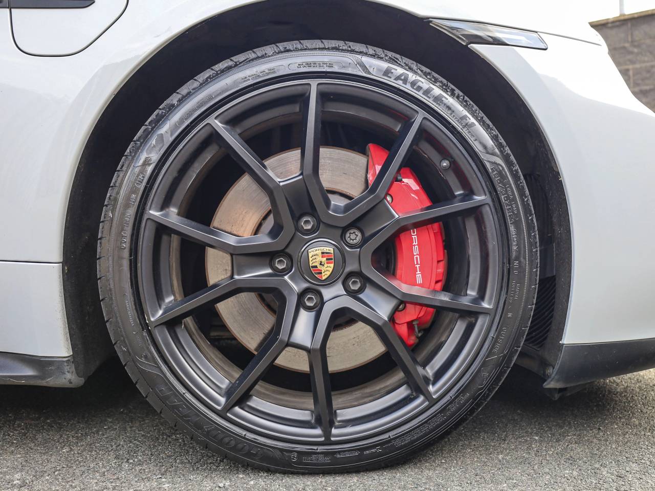 Taycan GTS SPORT TURISMO (12) image 03