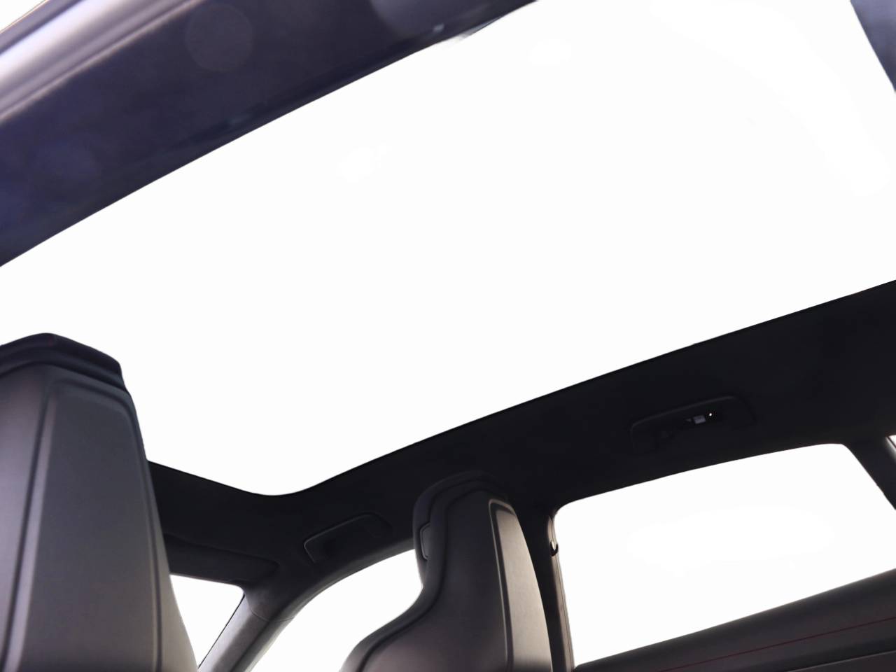 Taycan GTS SPORT TURISMO (12) image 30