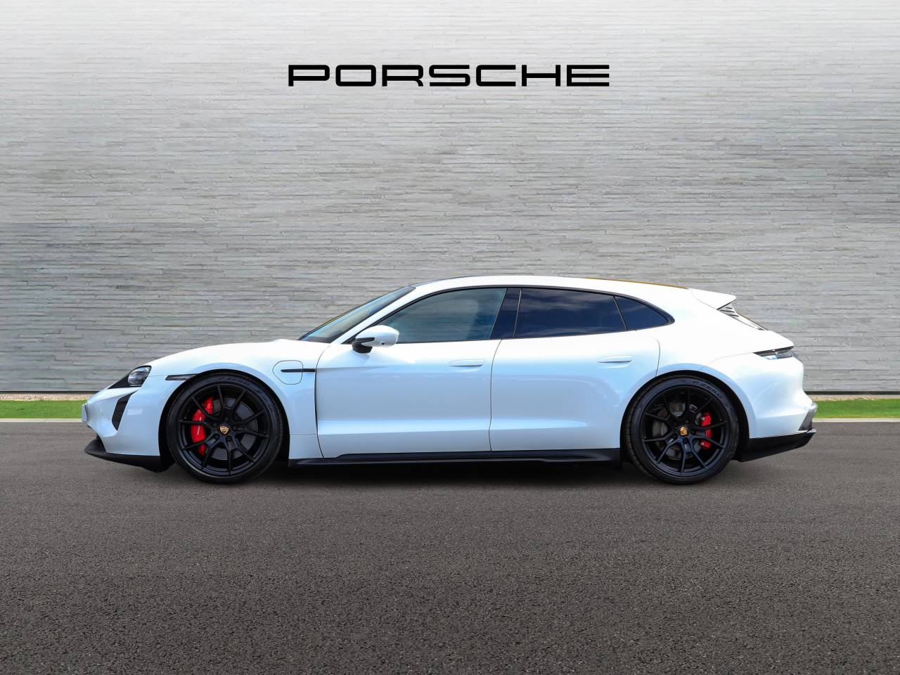Taycan GTS SPORT TURISMO (12) image 06