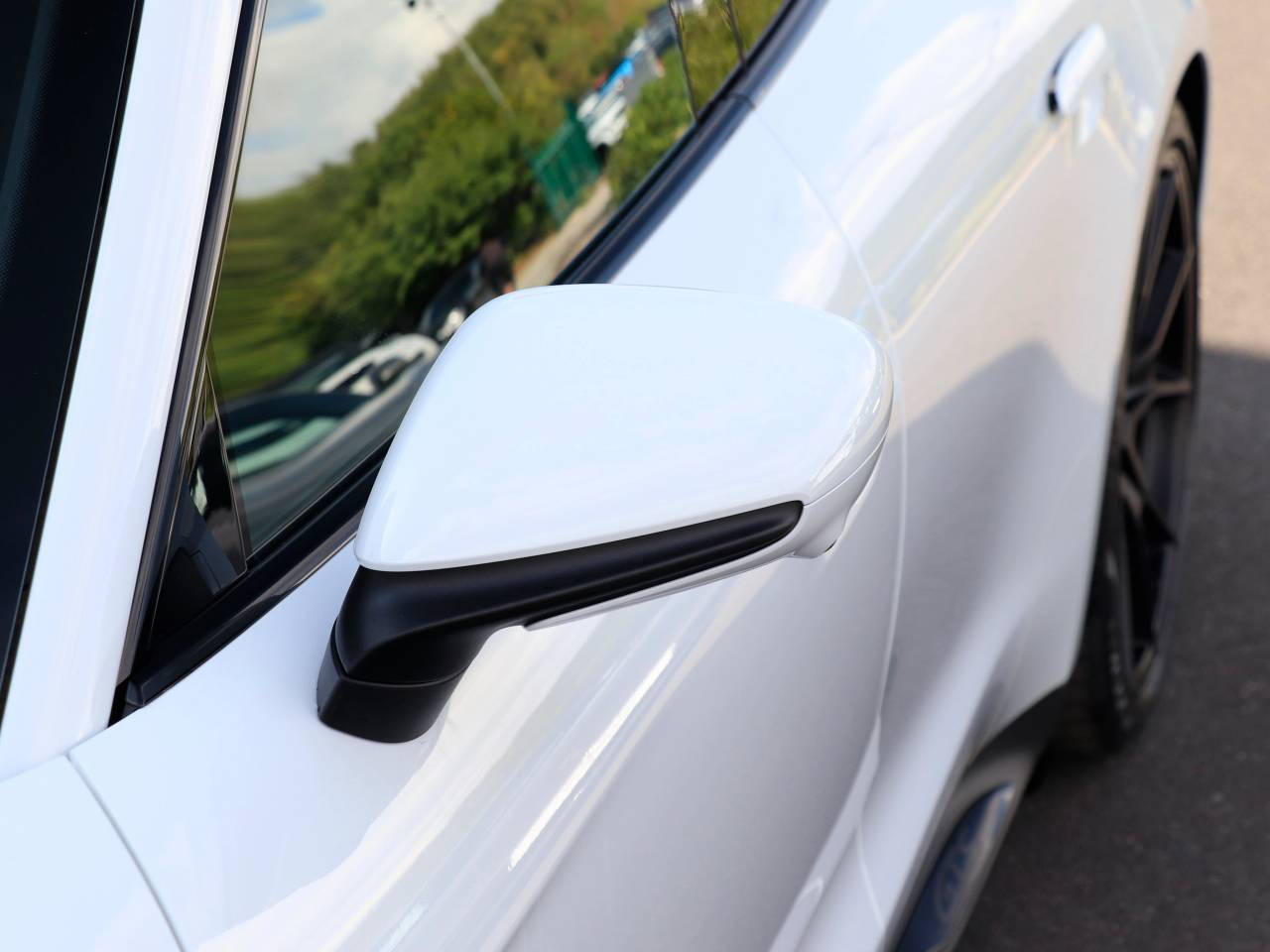 Taycan GTS SPORT TURISMO (12) image 12