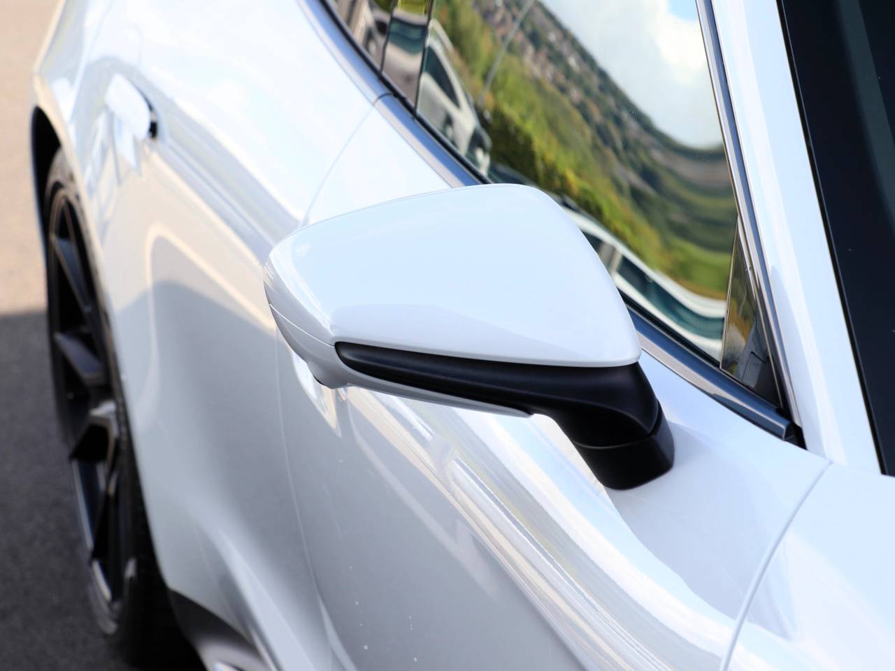 Taycan GTS SPORT TURISMO (12) image 11