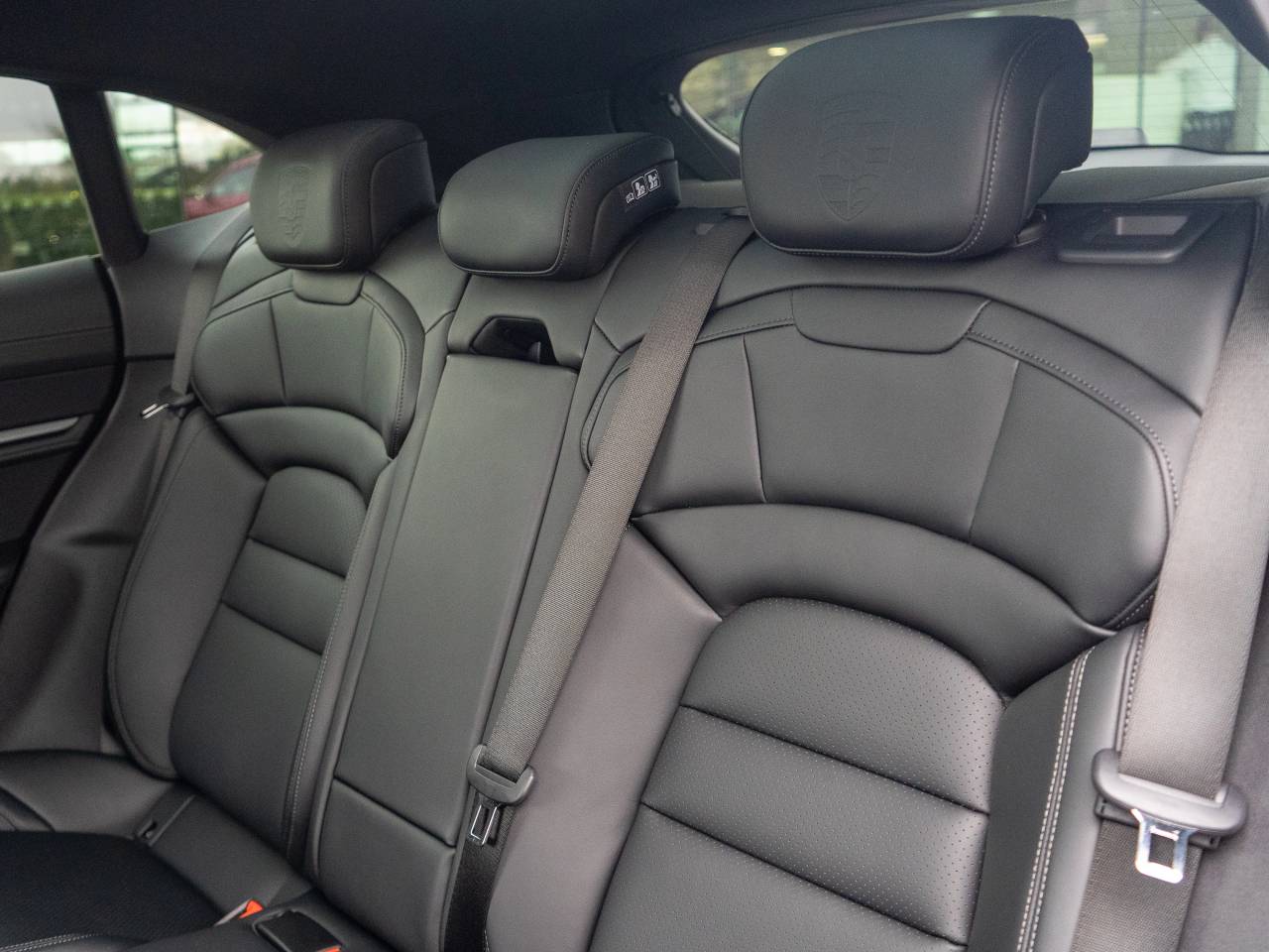 Taycan 4S CROSS TURISMO (19) image 26