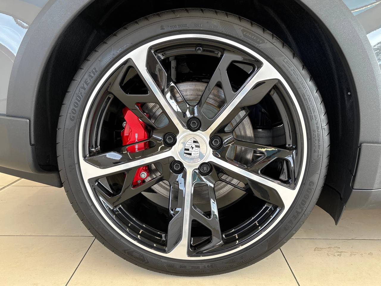 Taycan 4S CROSS TURISMO (11) image 18
