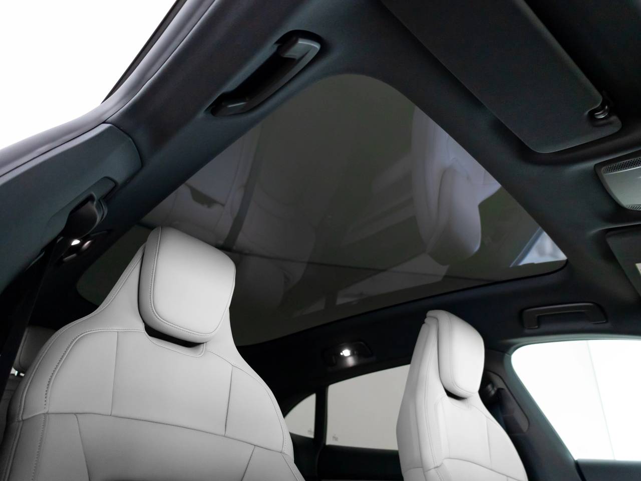 Taycan BASE SPORT TURISMO image 19