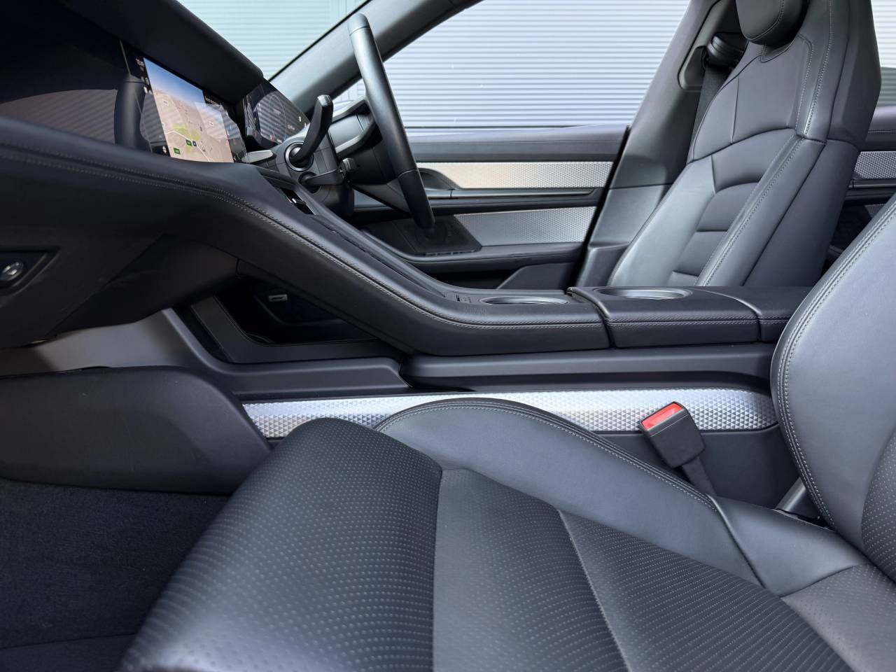 Taycan 4S SPORT TURISMO (12) image 18