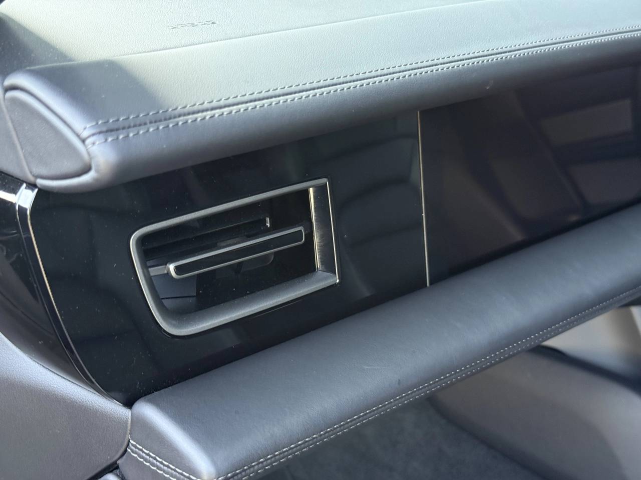 Taycan 4S SPORT TURISMO (12) image 36