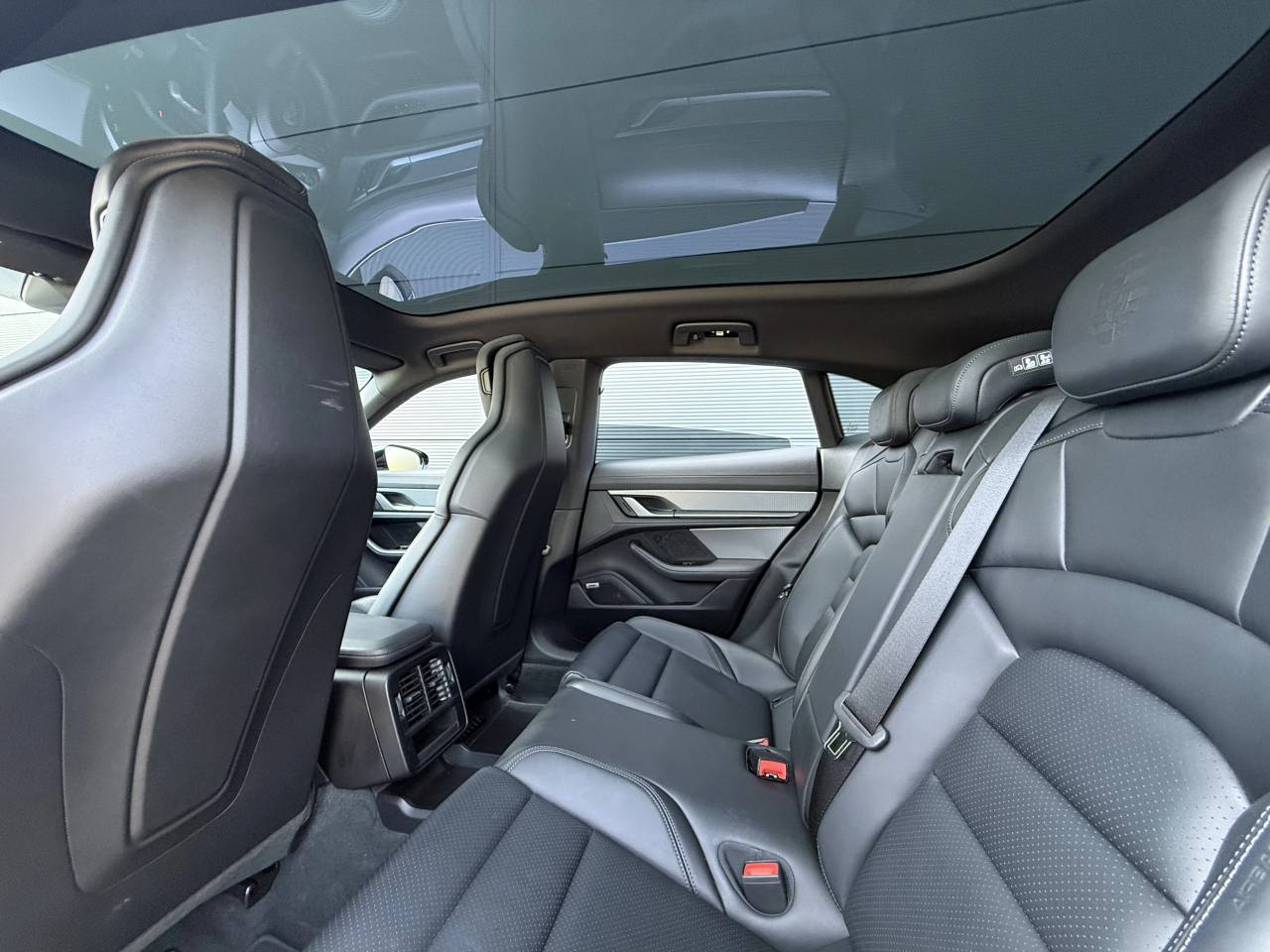 Taycan 4S SPORT TURISMO (12) image 17