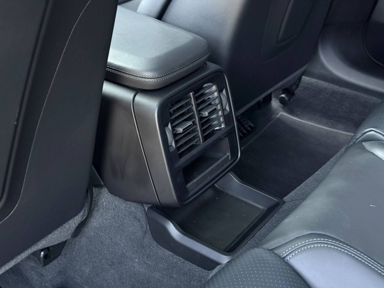 Taycan 4S SPORT TURISMO (12) image 19