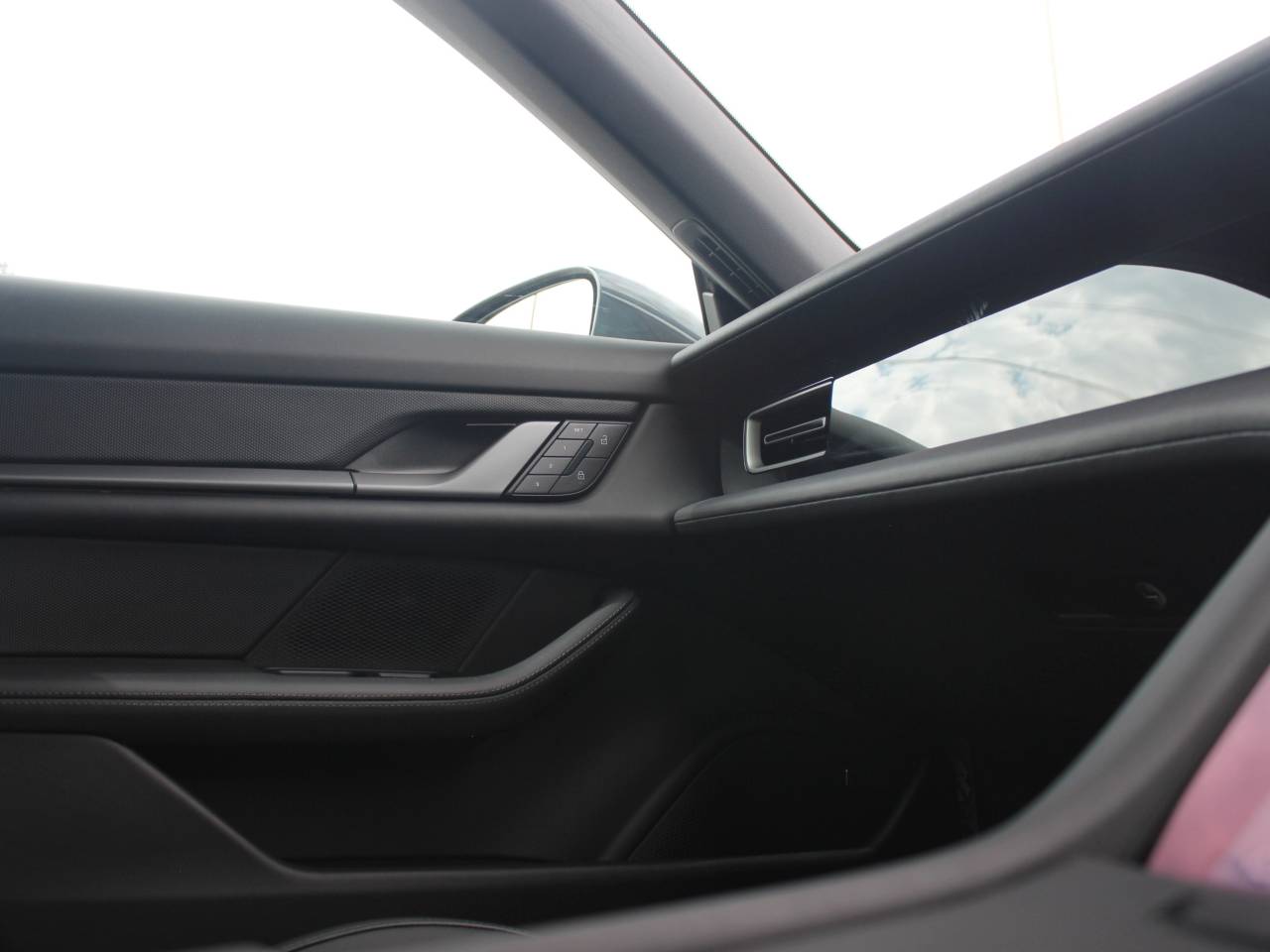 Taycan 4S SPORT TURISMO (9) image 41