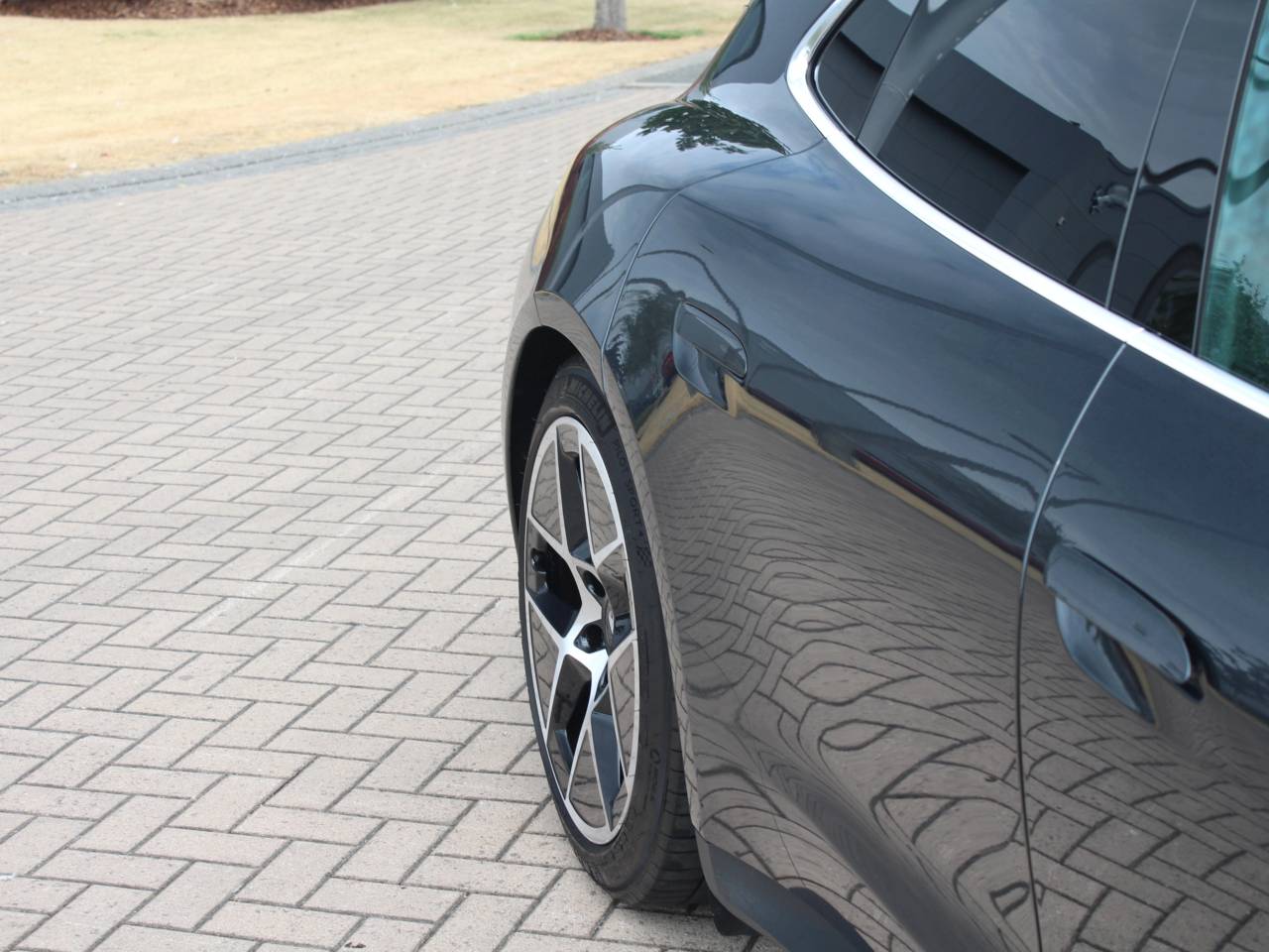 Taycan 4S SPORT TURISMO (9) image 22