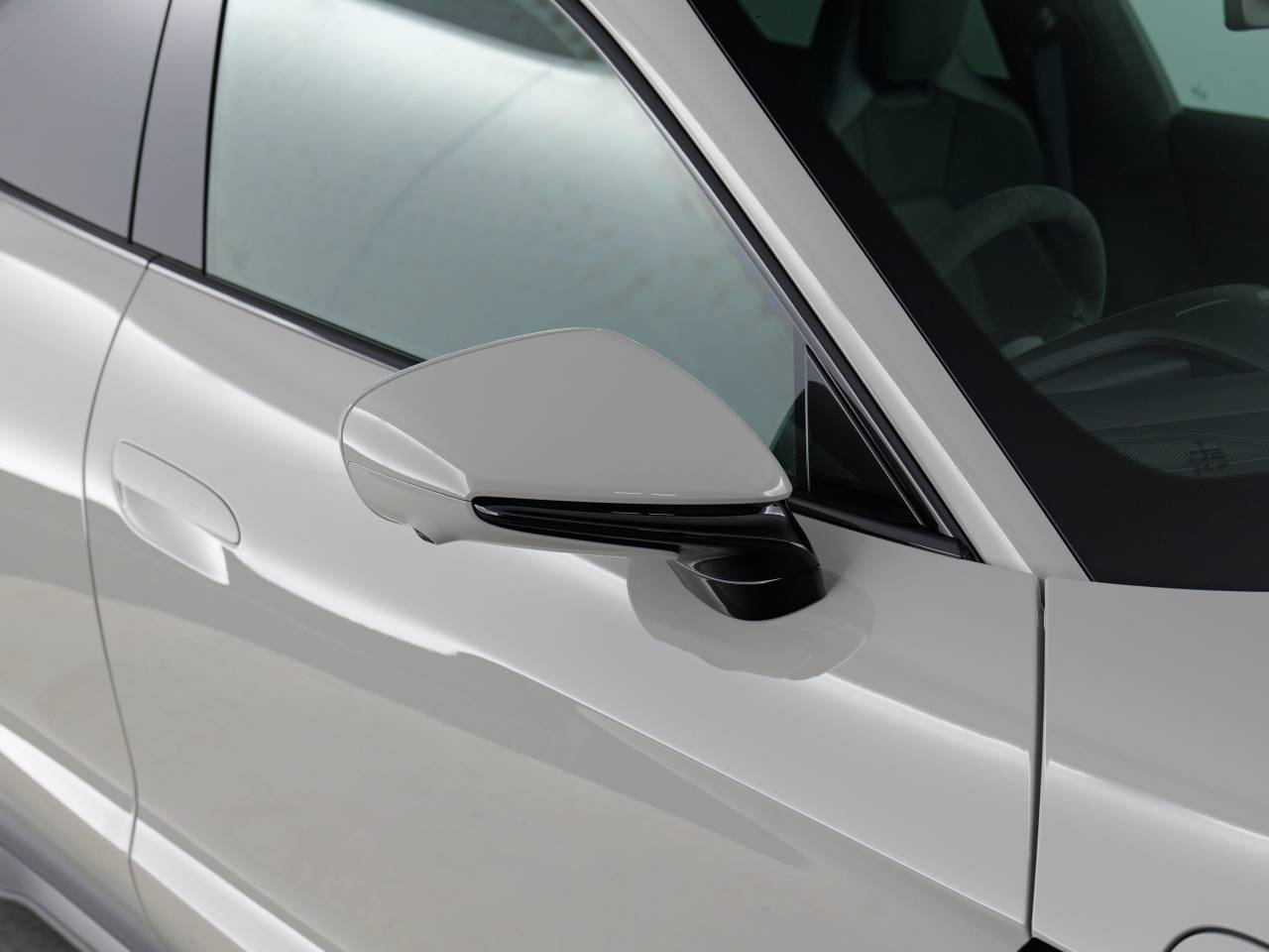 Taycan GTS SPORT TURISMO (6) image 12
