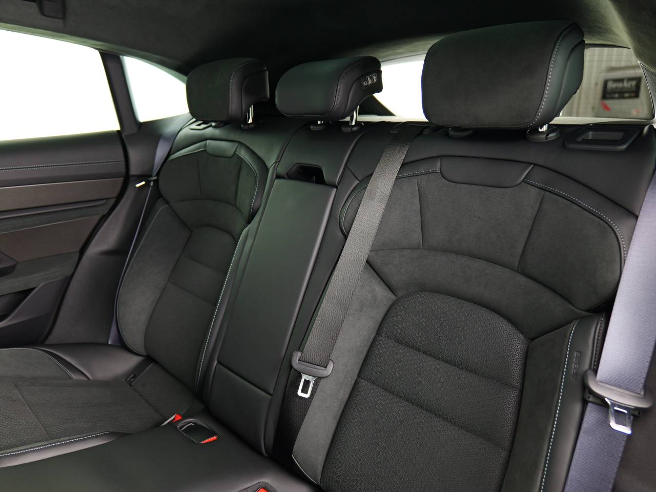 Taycan GTS SPORT TURISMO (6) image 20