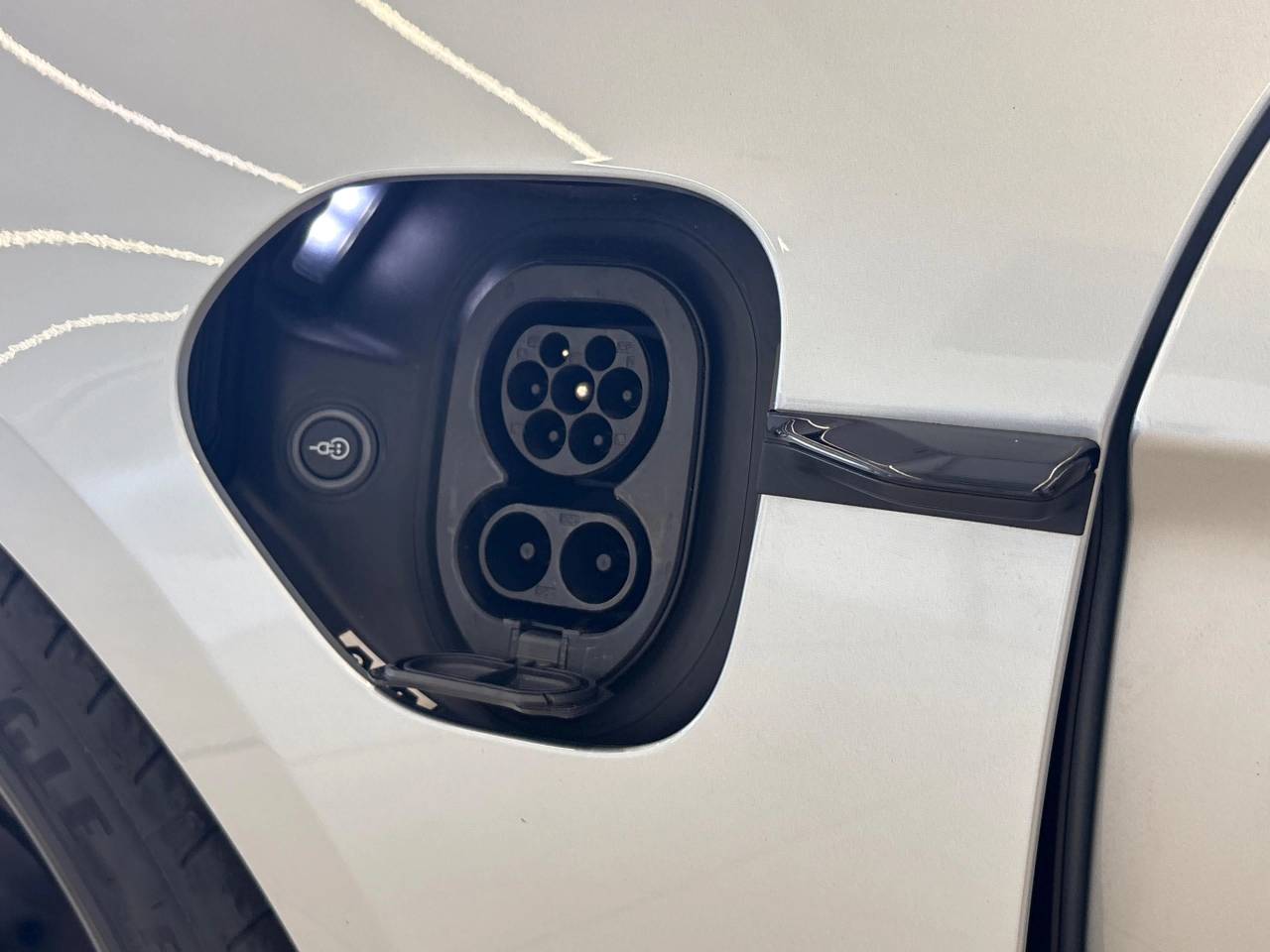 Taycan GTS SPORT TURISMO (3) image 19