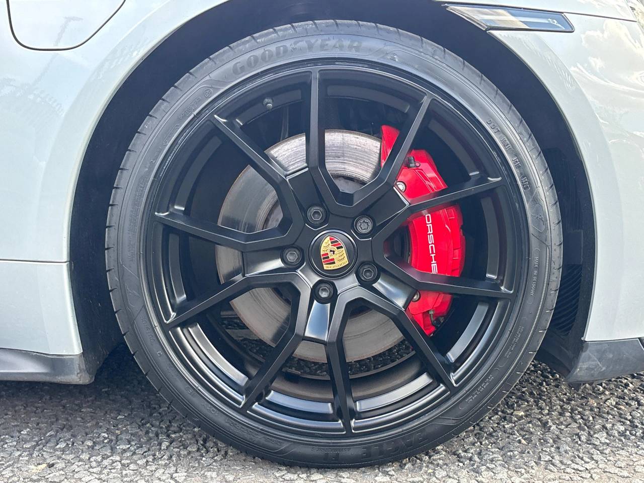 Taycan GTS SPORT TURISMO (3) image 15