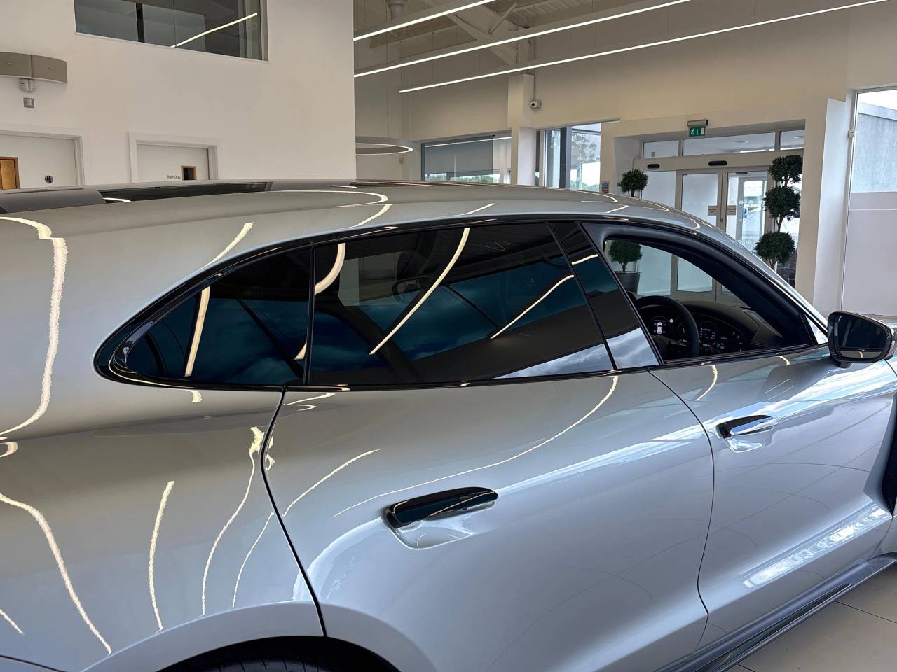Taycan GTS SPORT TURISMO (3) image 18