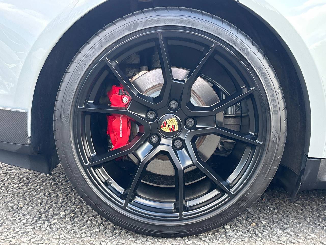 Taycan GTS SPORT TURISMO (3) image 16