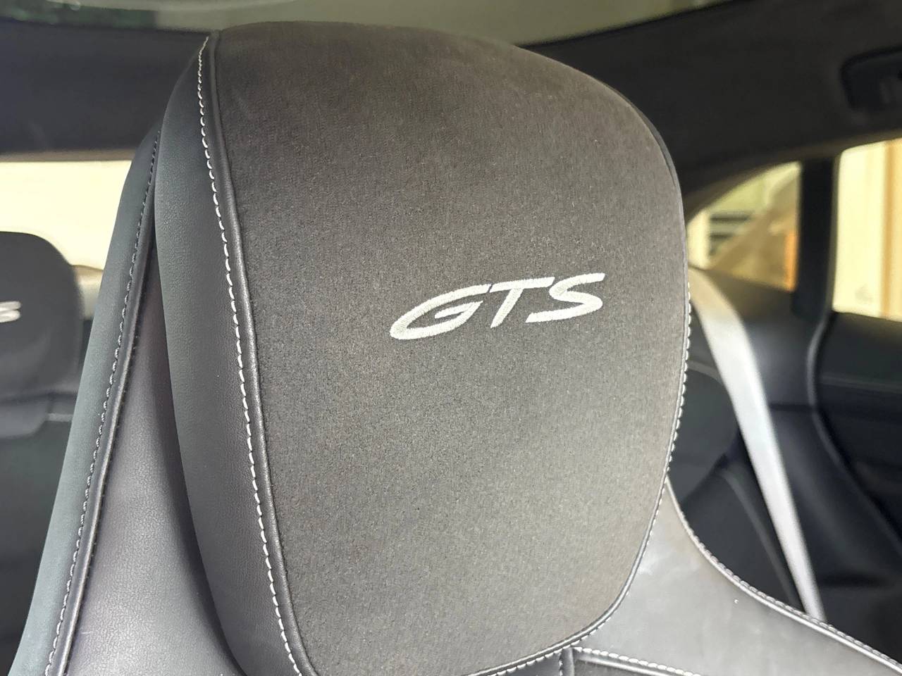 Taycan GTS SPORT TURISMO (3) image 43